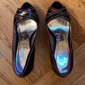 Jessica Simpson black patent leather 5 inch heels - women’s size 7.5M
